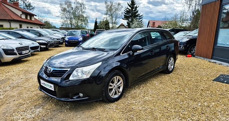 Toyota Avensis cena 24900 przebieg: 227000, rok produkcji 2009 z Śrem małe 781